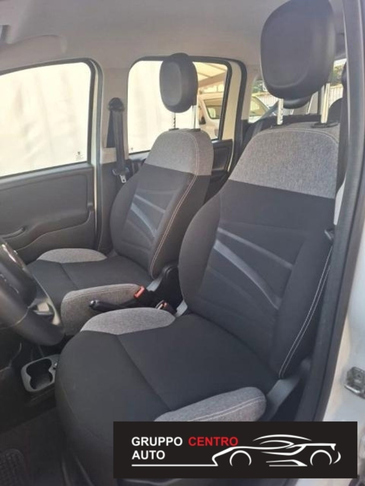Fiat Panda 1.0 FireFly S&S Hybrid City Cross (14)