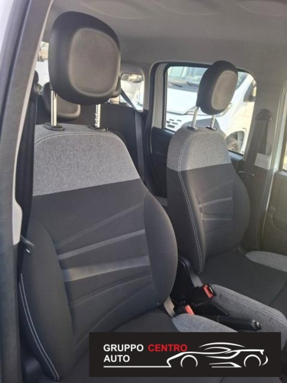 Fiat Panda 1.0 FireFly S&S Hybrid City Cross (15)