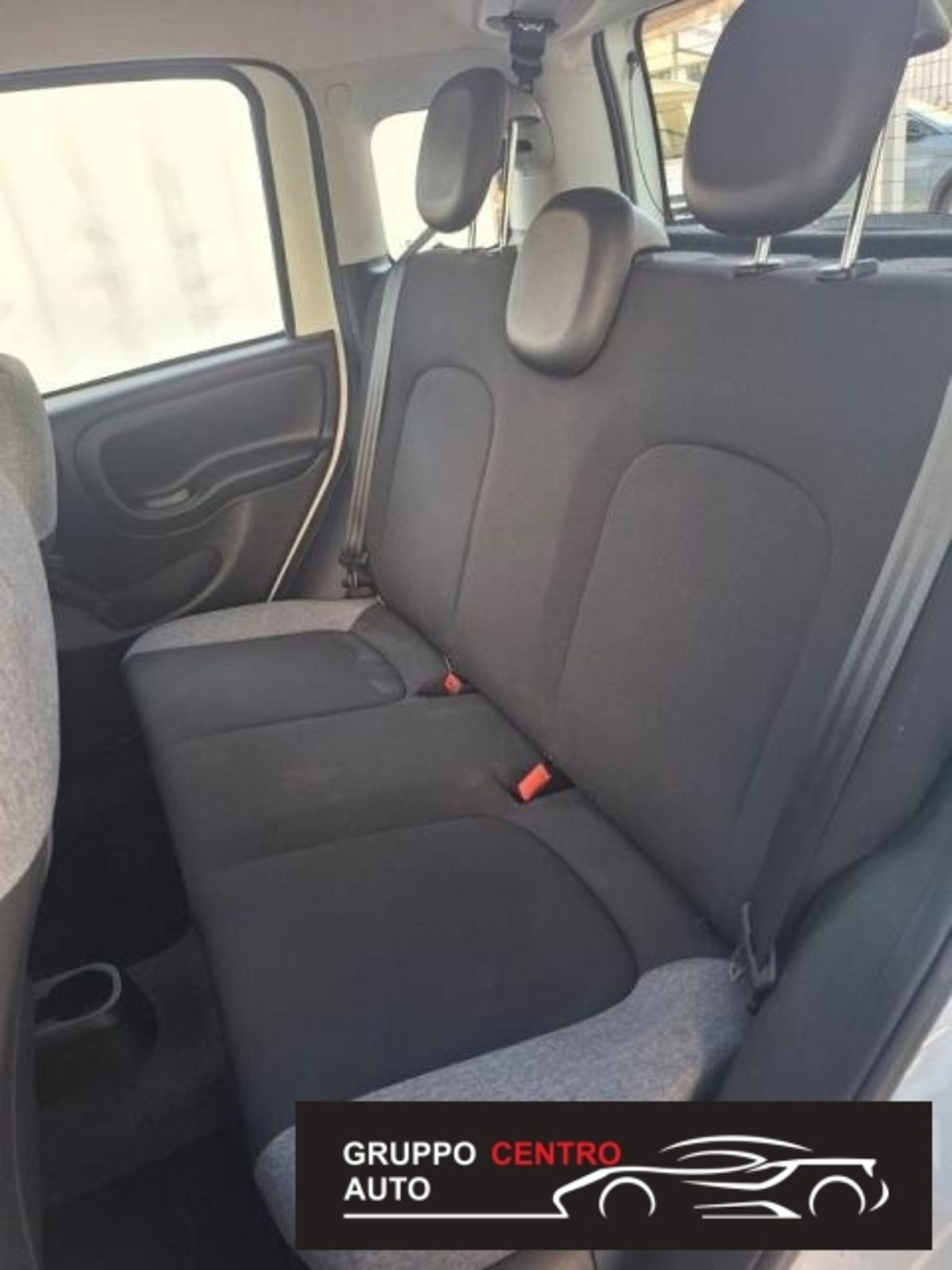 Fiat Panda 1.0 FireFly S&S Hybrid City Cross (16)