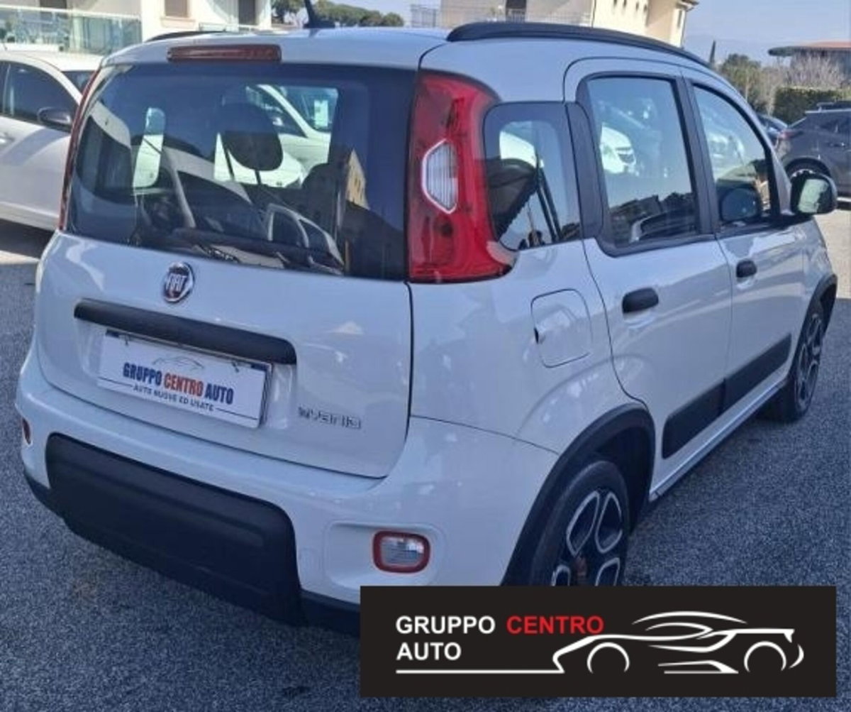 Fiat Panda 1.0 FireFly S&S Hybrid City Cross (5)