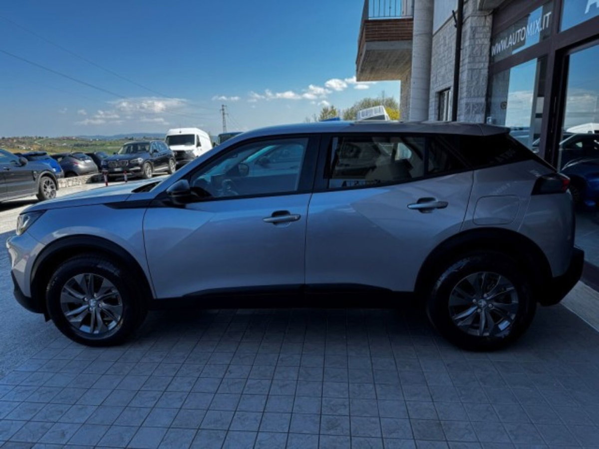 Peugeot 2008 PureTech 130 S&S EAT8 Active Pack (9)