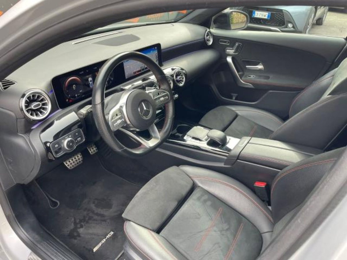 Mercedes-Benz Classe A 180 AUTOMATIC (16)