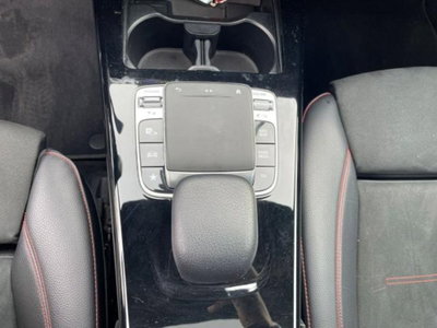 Mercedes-Benz Classe A 180 AUTOMATIC (18)