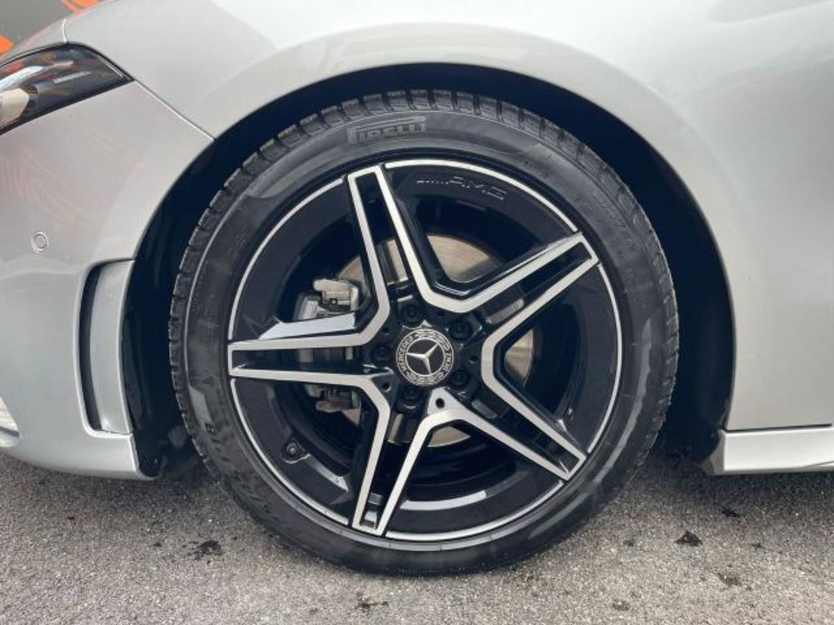 Mercedes-Benz Classe A 180 AUTOMATIC (8)
