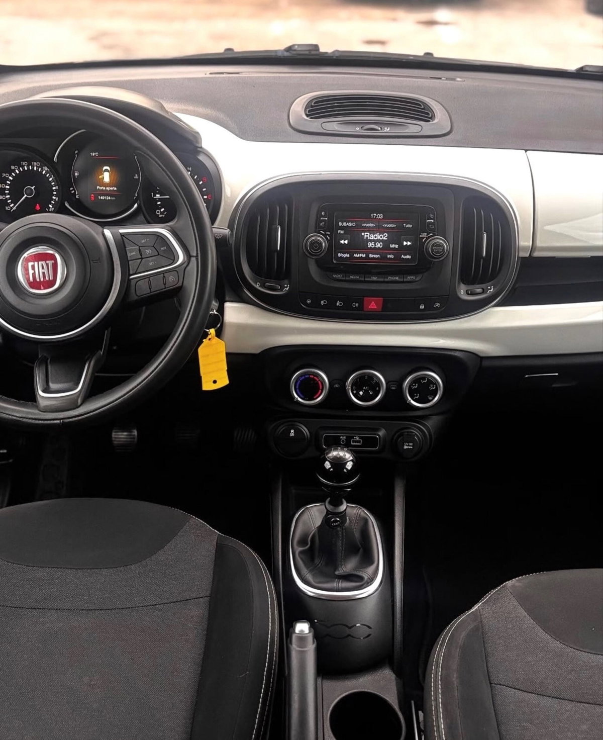 Fiat 500L 1.3 Multijet 95 CV Cross (5)