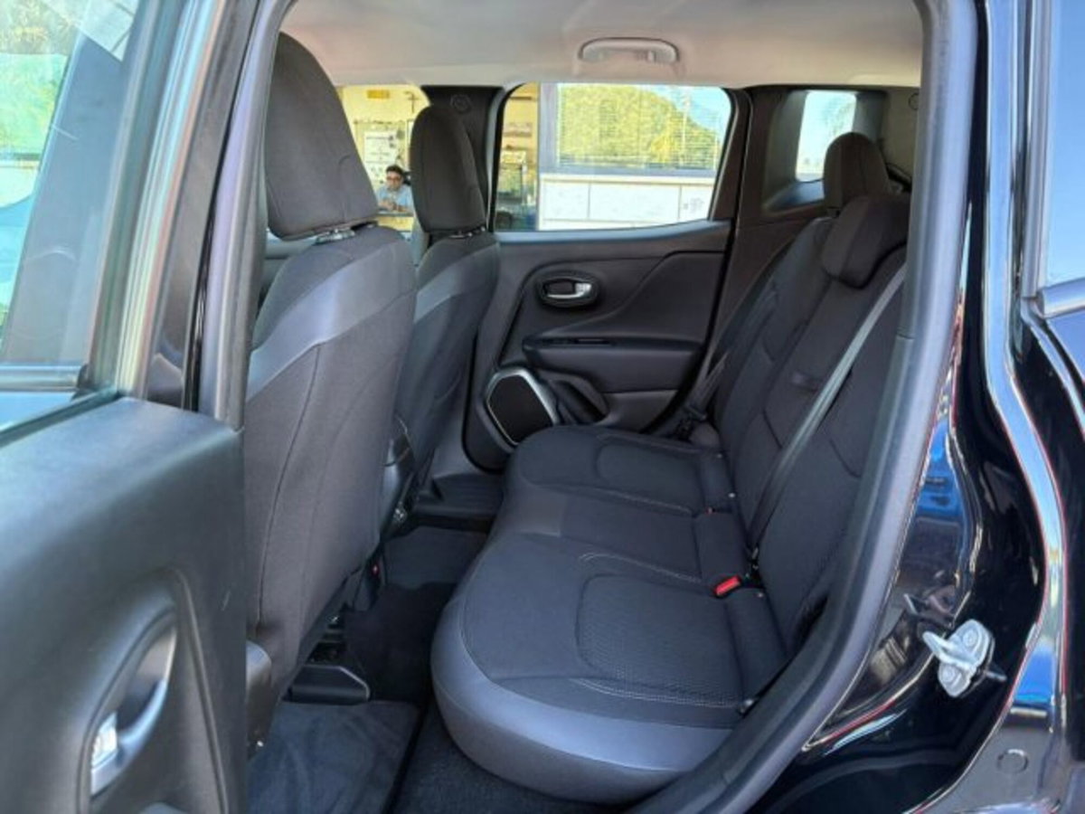 Jeep Renegade 2.0 Mjt 140CV 4WD Active Drive Limited (9)