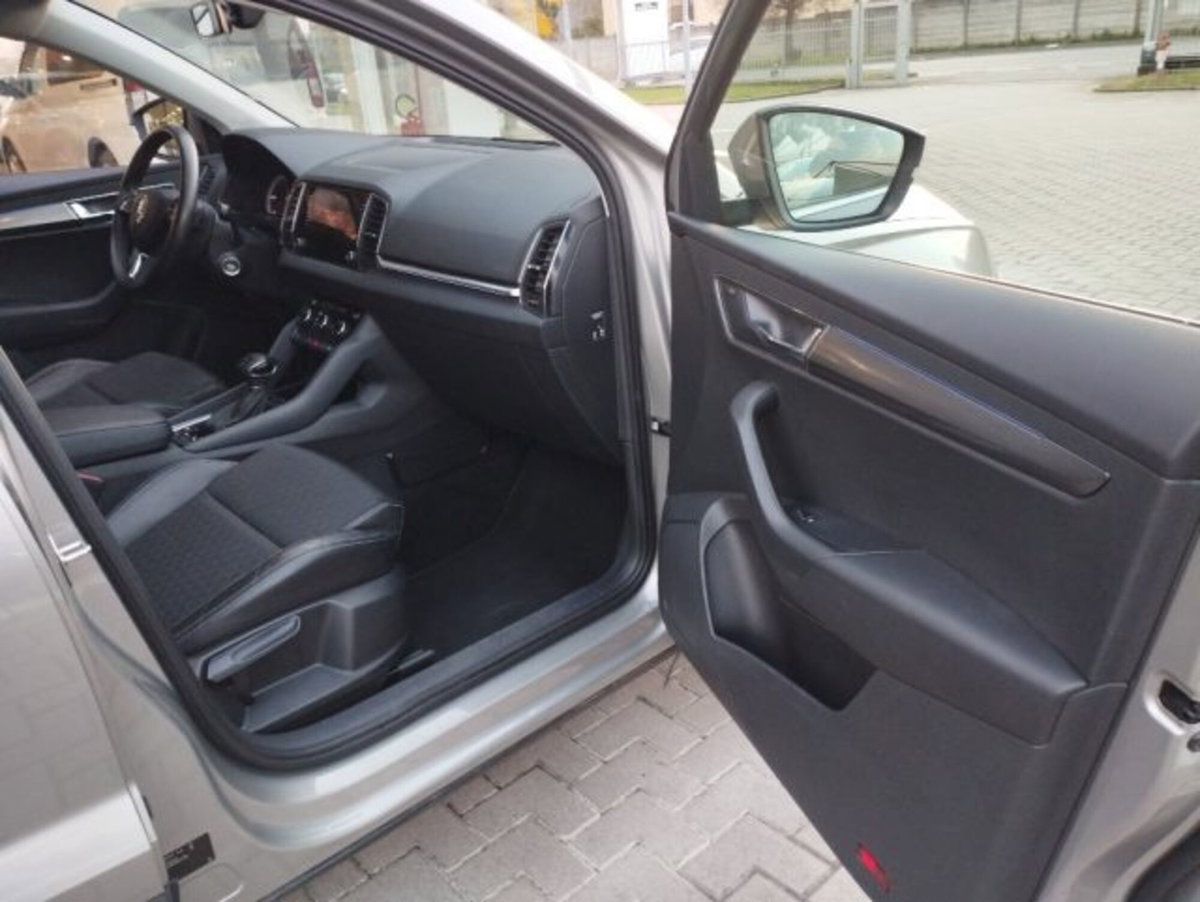 Skoda Karoq 2.0 TDI SCR 4x4 DSG Style (8)