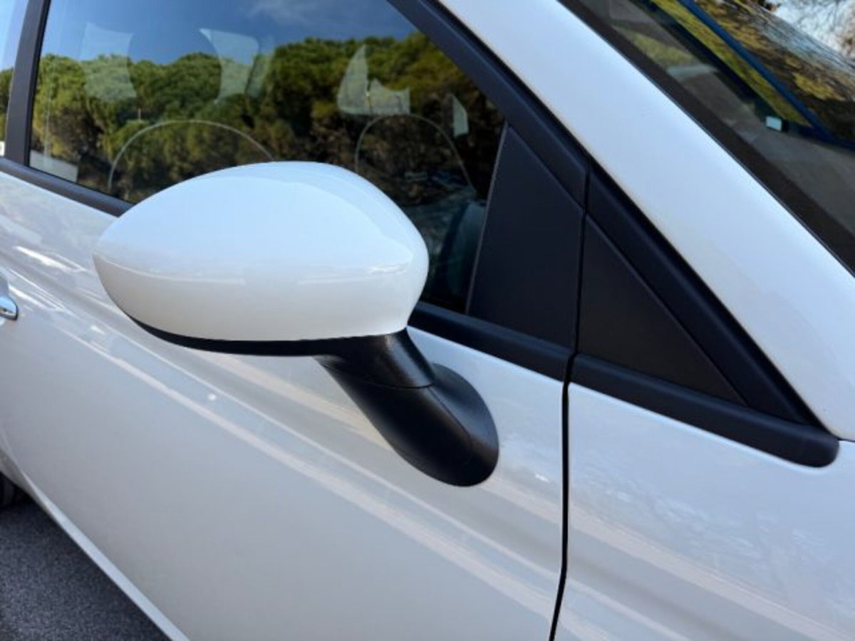 Fiat 500 1.0 Hybrid Club (14)
