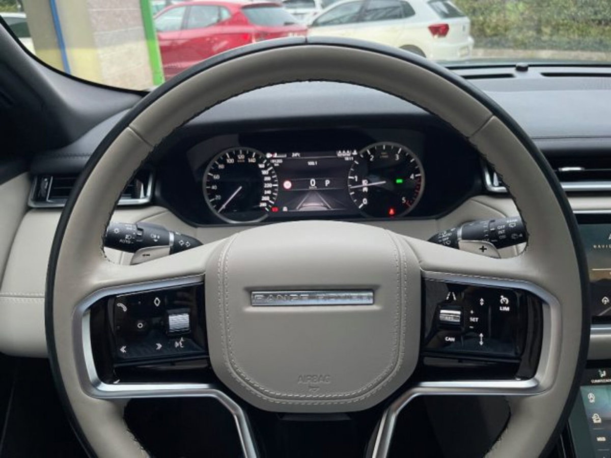 Land Rover Range Rover Velar 3.0D l6 300 CV R-Dynamic HSE (10)