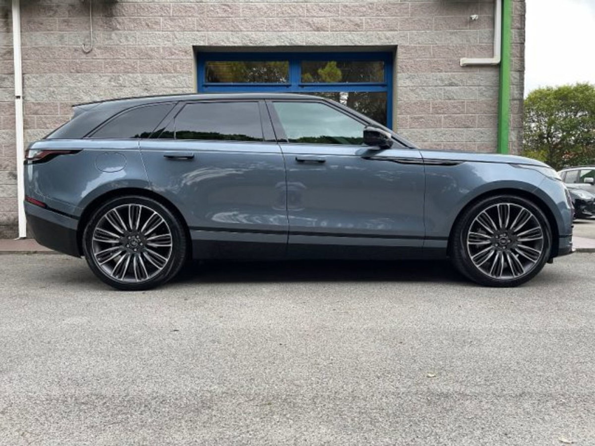 Land Rover Range Rover Velar 3.0D l6 300 CV R-Dynamic HSE (2)