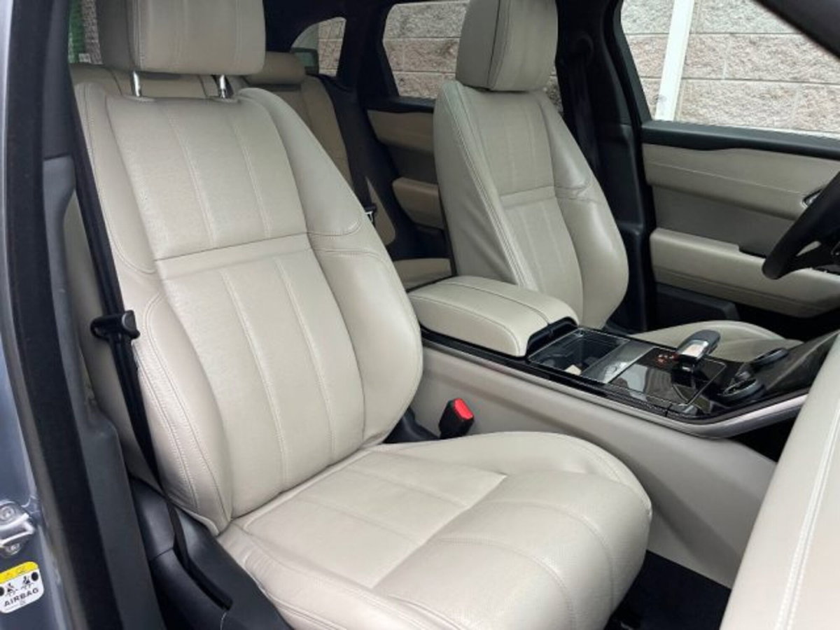 Land Rover Range Rover Velar 3.0D l6 300 CV R-Dynamic HSE (20)