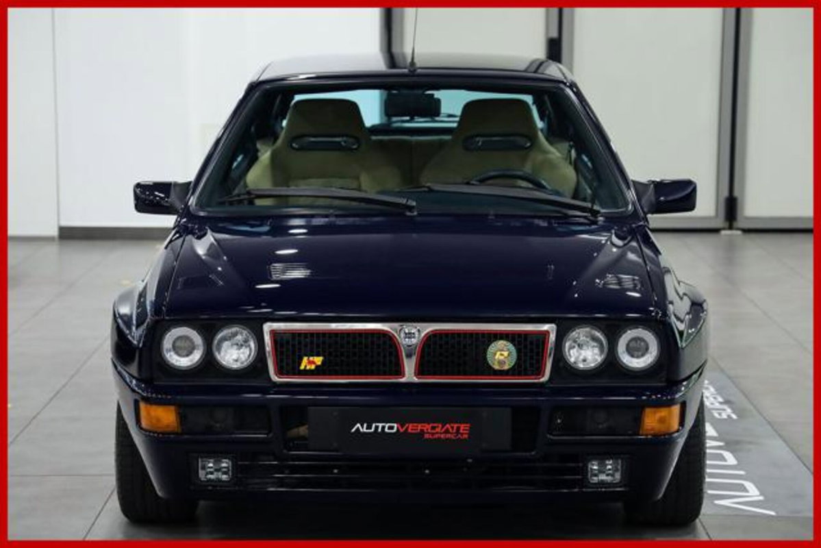 Lancia Delta turbo 16V cat HF integrale (2)