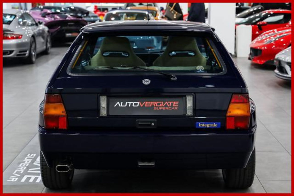 Lancia Delta turbo 16V cat HF integrale (6)