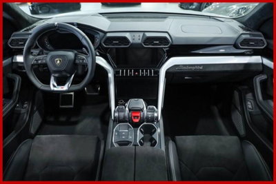 Lamborghini Urus 4.0 (12)