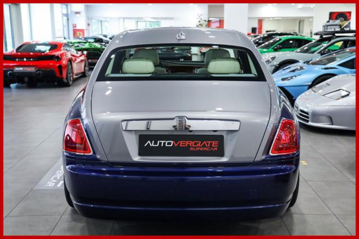 Rolls Royce Ghost Ghost 6.6 (6)