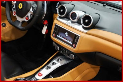 Ferrari California Spider California T DCT (13)