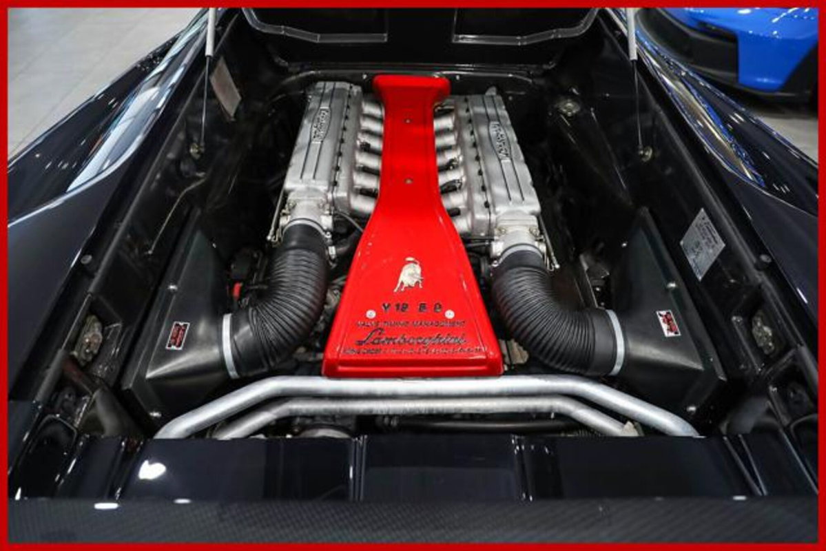 Lamborghini Diablo Coupé 6.0 (13)