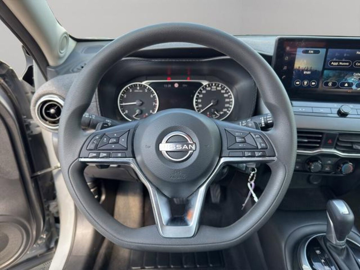 Nissan Juke 1.0 dig-t Acenta 114cv dct (10)