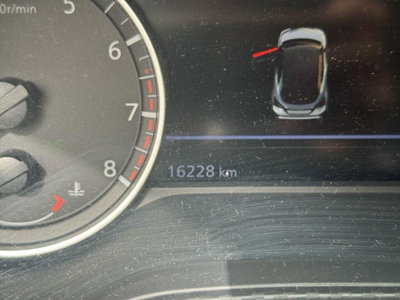 Nissan Juke 1.0 dig-t Acenta 114cv dct (9)