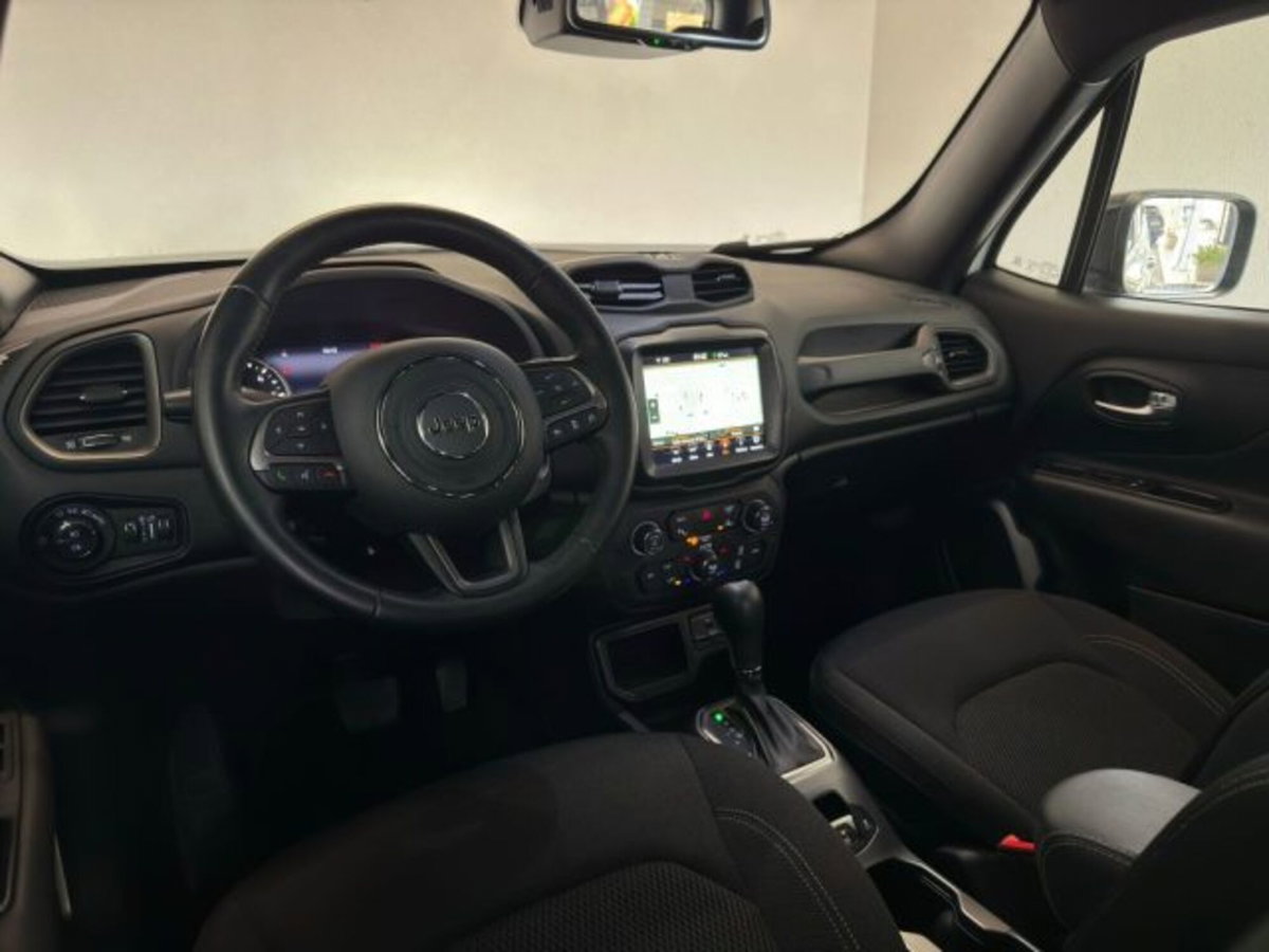 Jeep Renegade 1.6 Mjt DDCT 120 CV S (16)