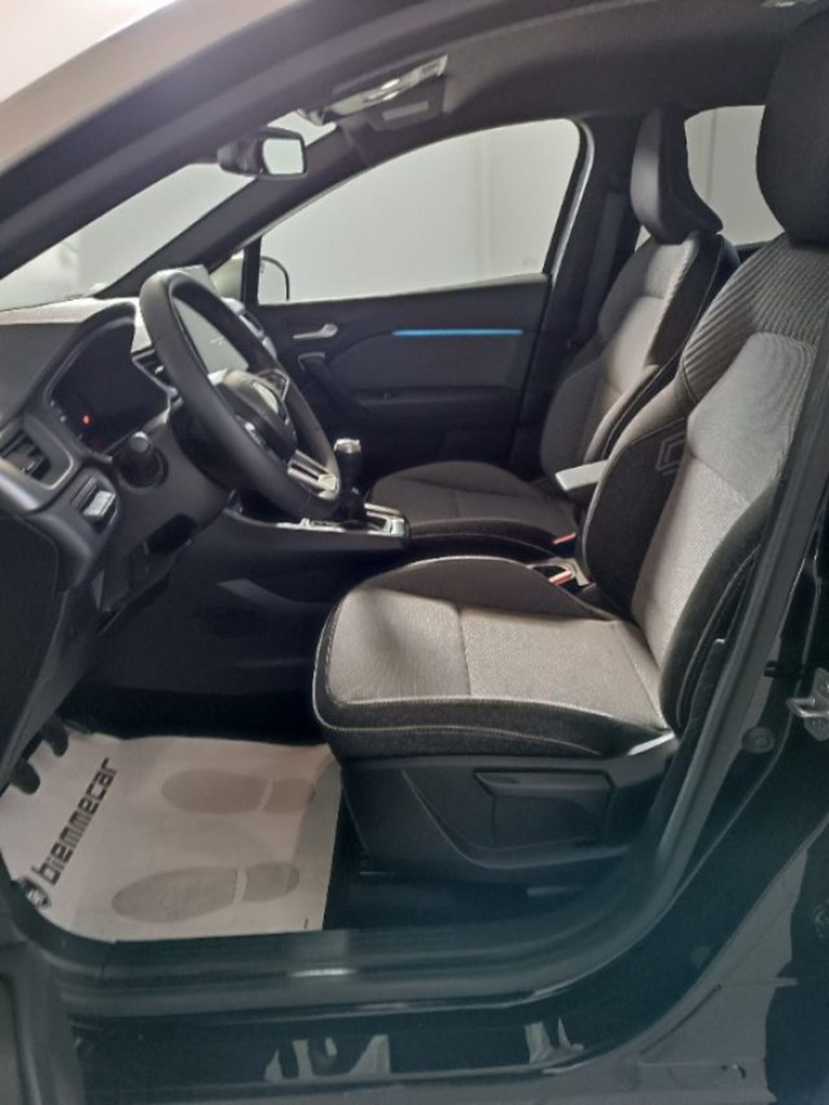 Renault Captur TCe 90 CV Techno (14)