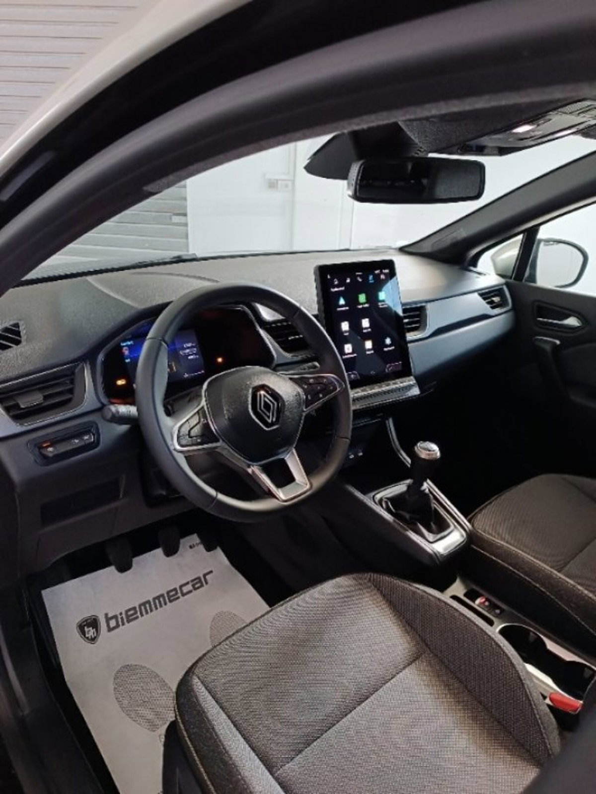 Renault Captur TCe 90 CV Techno (16)