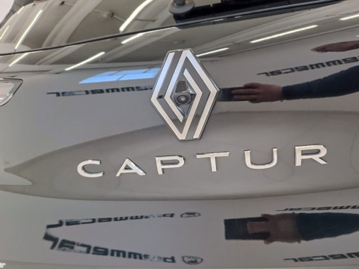 Renault Captur TCe 90 CV Techno (7)