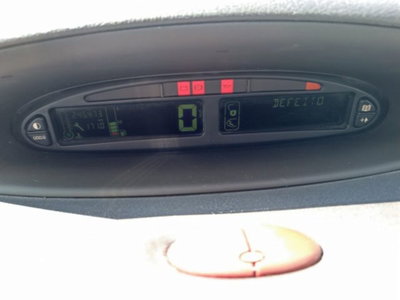 Citroen Xsara Picasso 1.6 HDi 110CV Elegance (15)