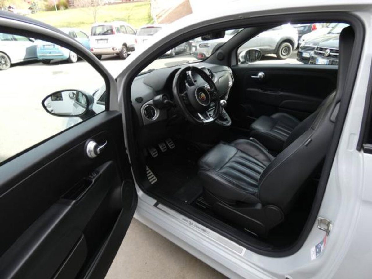 Abarth 595 595 1.4 Turbo T-Jet 165 CV Turismo (9)