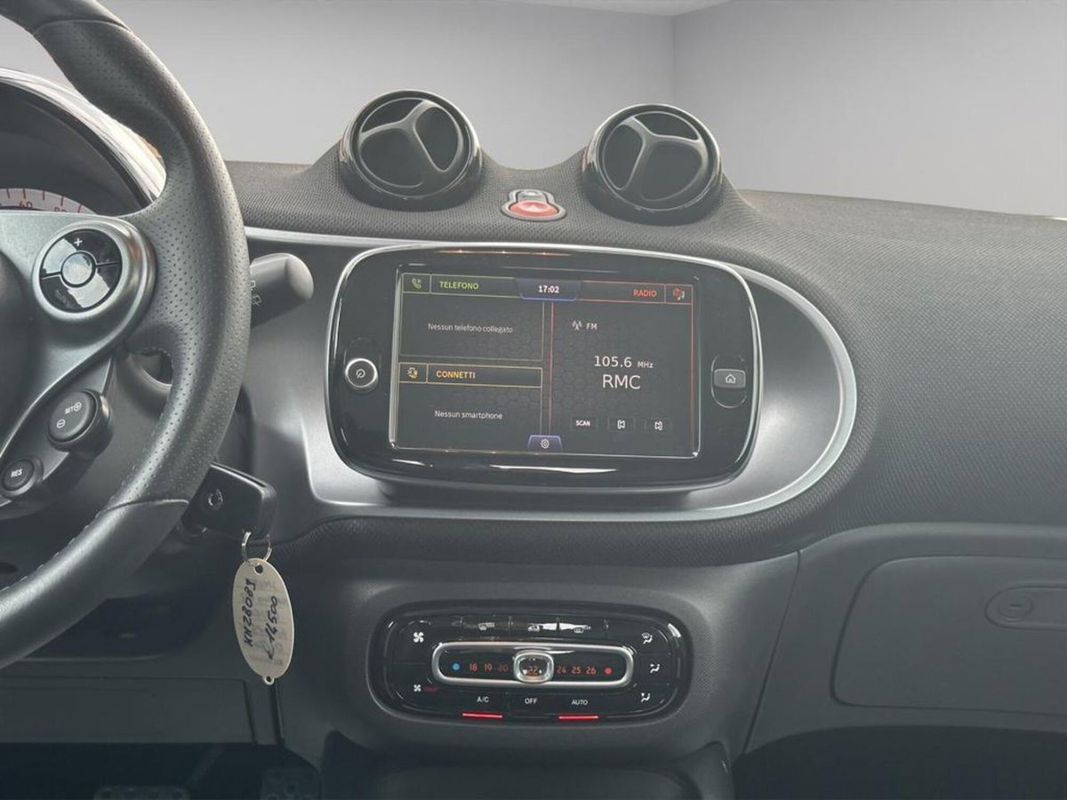 smart Fortwo eq Pulse 22kW (12)