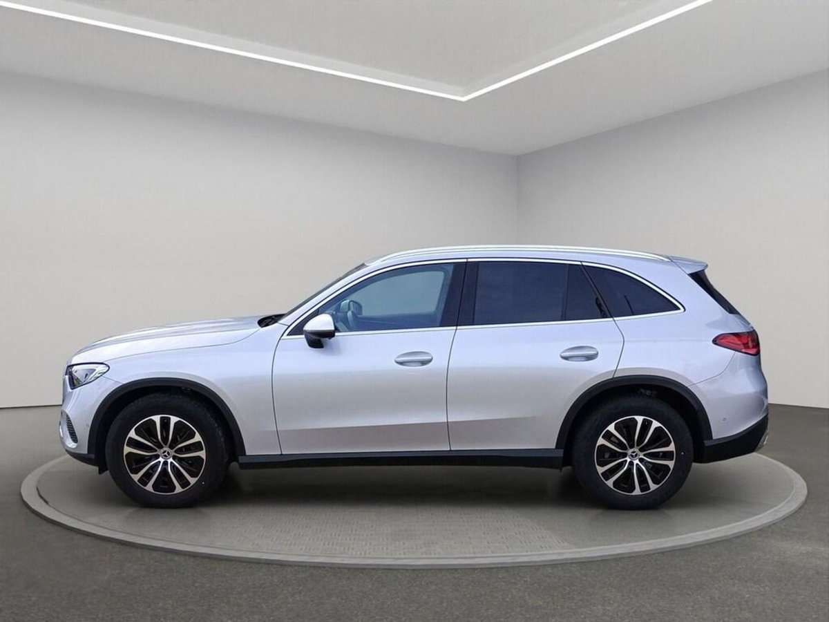 Mercedes-Benz GLC Coupé 200 d Advanced 4matic auto (2)