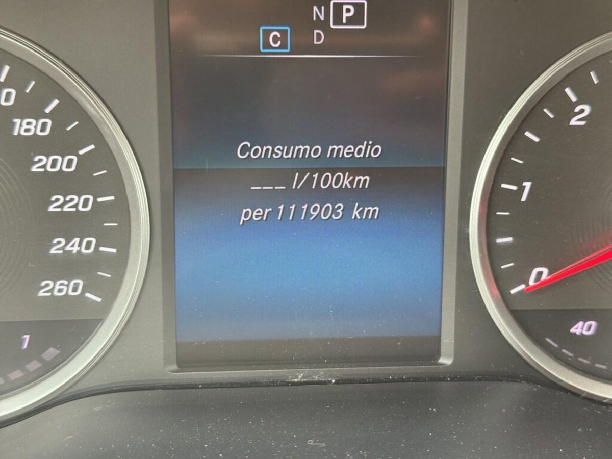 Mercedes-Benz Classe C Station Wagon 200 d Sport (9)