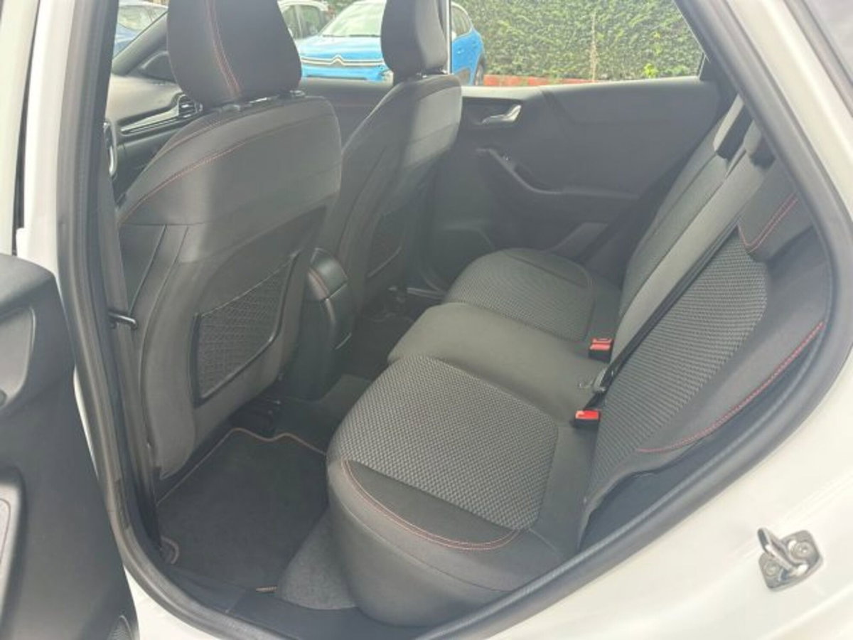 Ford Puma 1.0 EcoBoost Hybrid 125 CV S&S aut. ST-Line X (6)