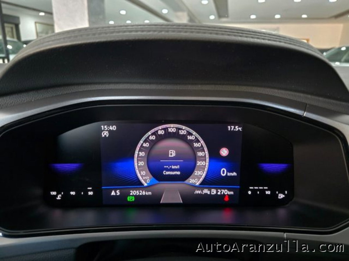 Volkswagen T-Roc 2.0 tdi Sport 115cv (11)