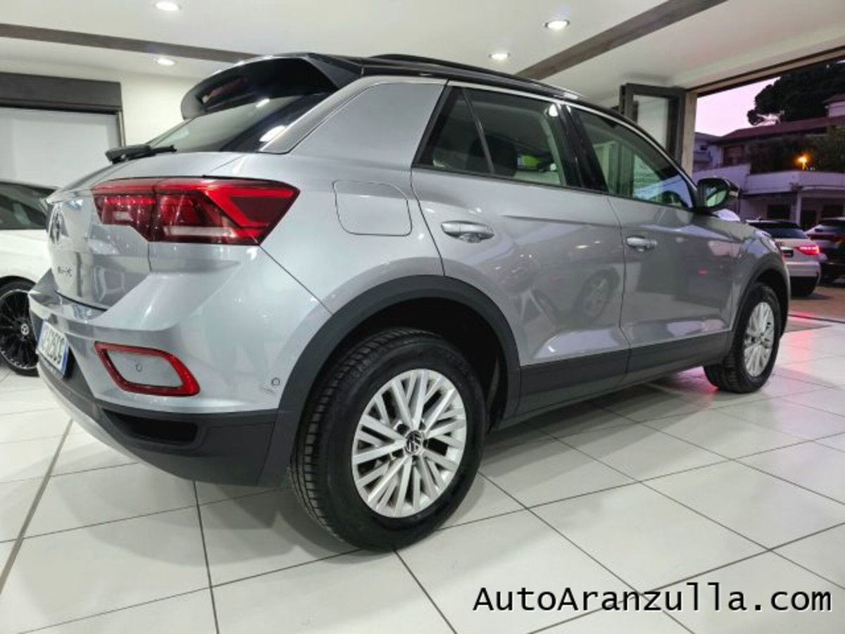 Volkswagen T-Roc 2.0 tdi Sport 115cv (4)
