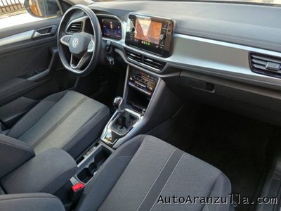 Volkswagen T-Roc 2.0 tdi Sport 115cv (9)