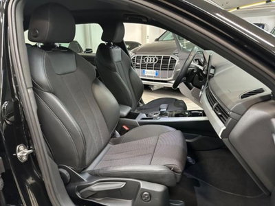 Audi A4 Avant 2.0 TDI ultra 163CV (10)