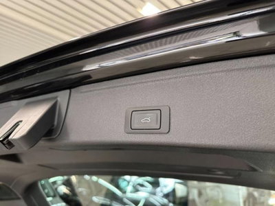 Audi A4 Avant 2.0 TDI ultra 163CV (17)