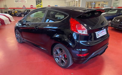 Ford Fiesta 1.6 182CV 3 porte ST (3)