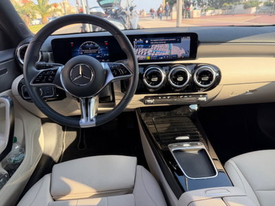 Mercedes-Benz Classe A 180 Automatic Executive (8)