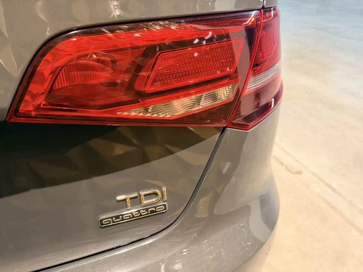Audi A3 2.0 TDI 184 CV S tronic Sport quattro edition (6)