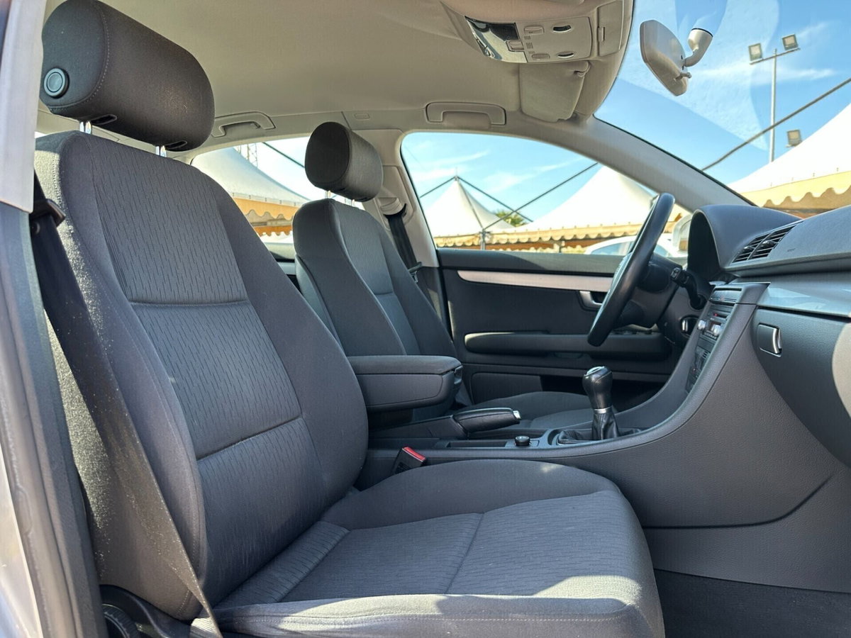 Audi A4 2.0 20V cat (14)