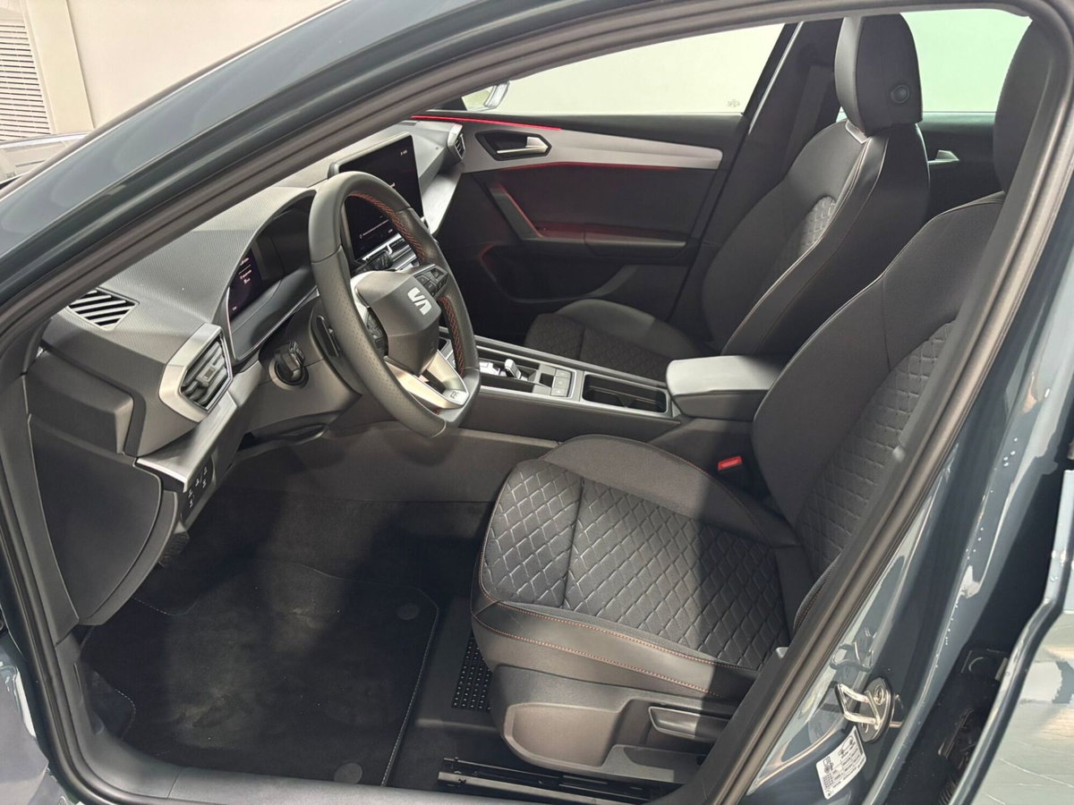 SEAT Leon 1.5 hybrid FR 116cv dsg (10)