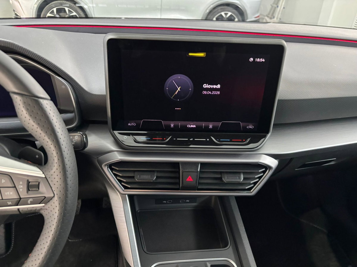 SEAT Leon 1.5 hybrid FR 116cv dsg (14)