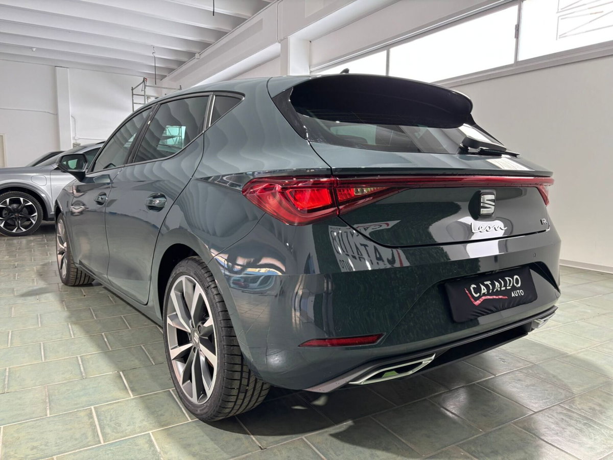SEAT Leon 1.5 hybrid FR 116cv dsg (3)