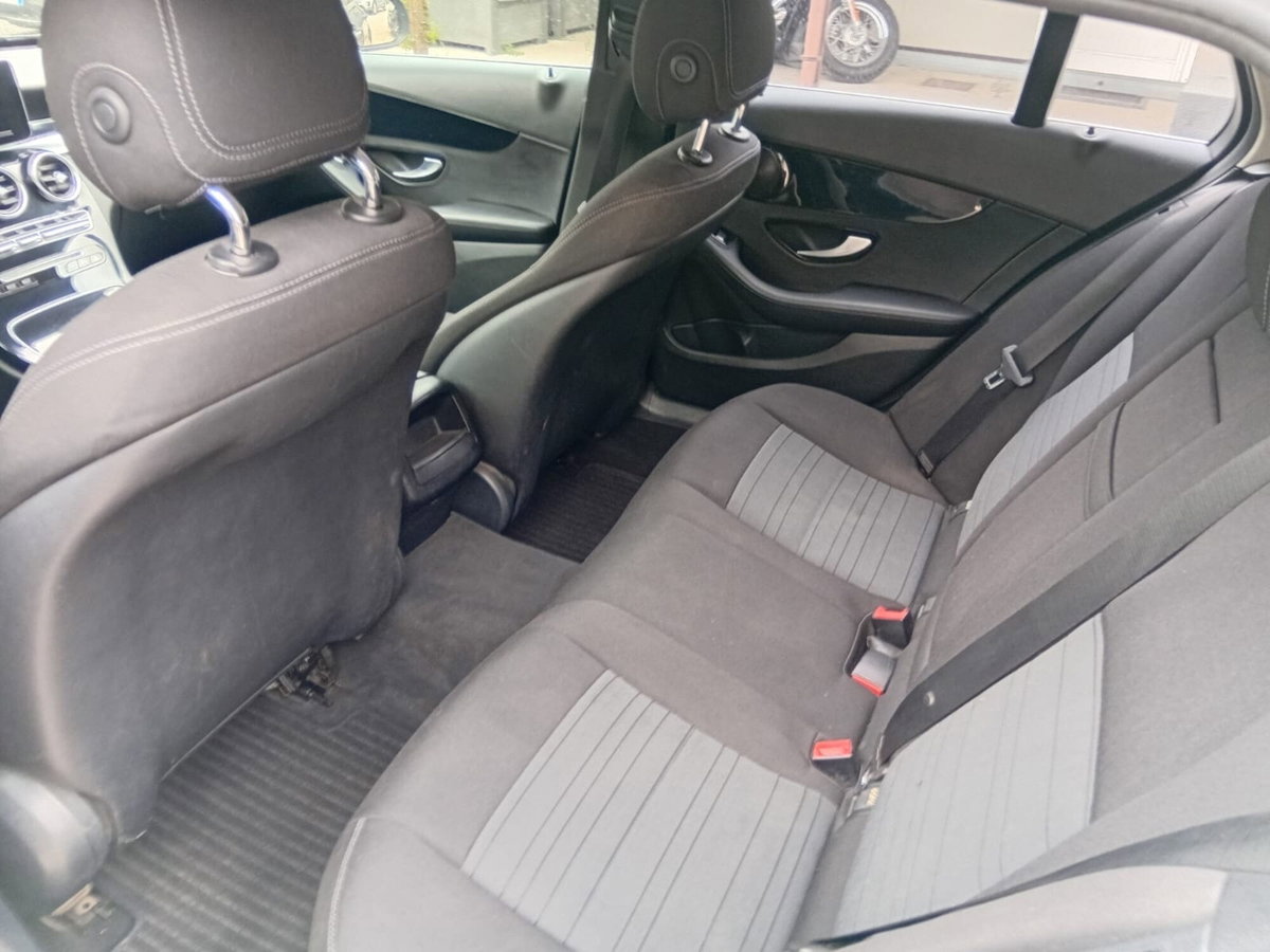 Mercedes-Benz Classe C Station Wagon 180 d Auto Exclusive (10)