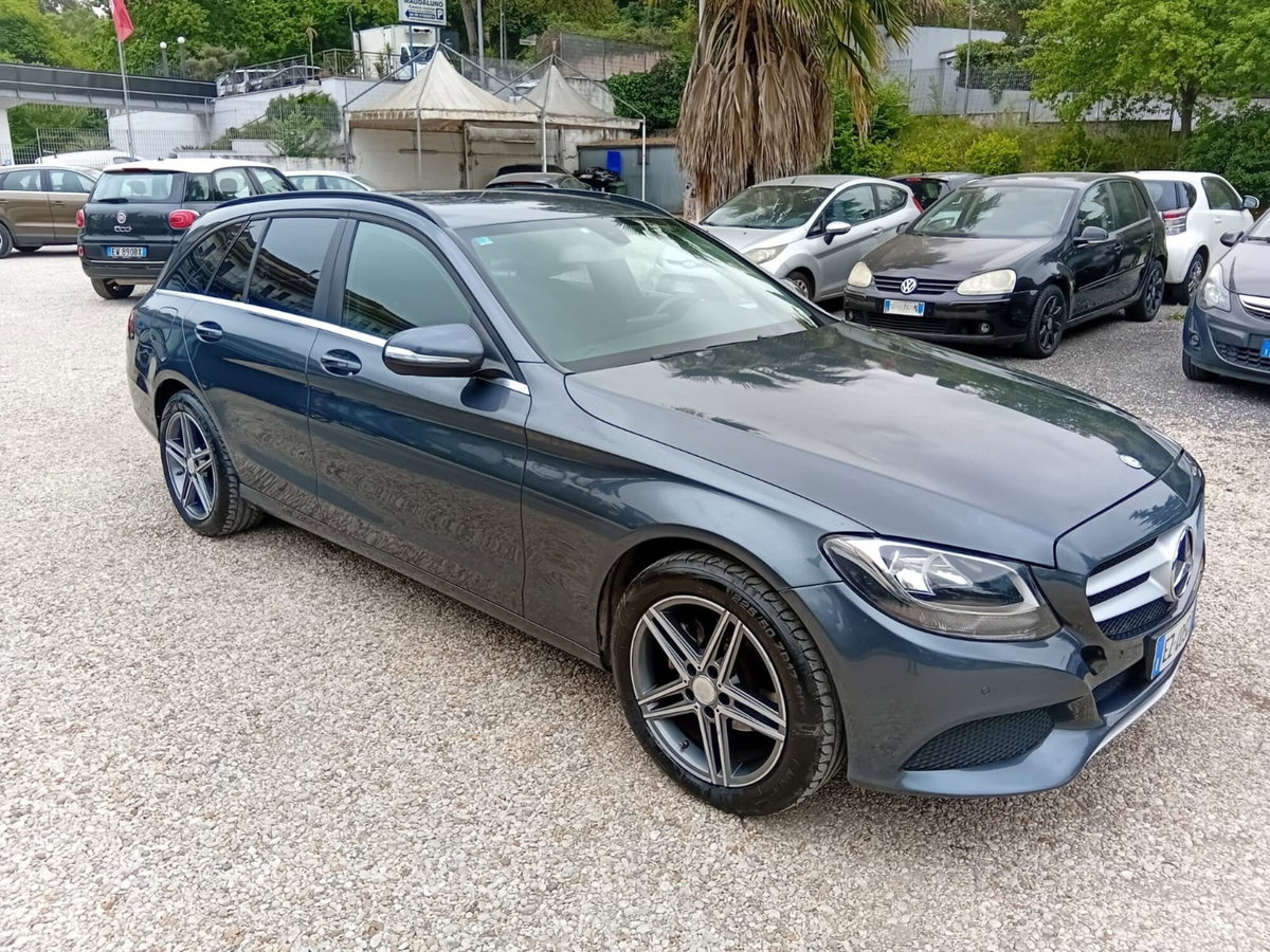 Mercedes-Benz Classe C Station Wagon 180 d Auto Exclusive (5)