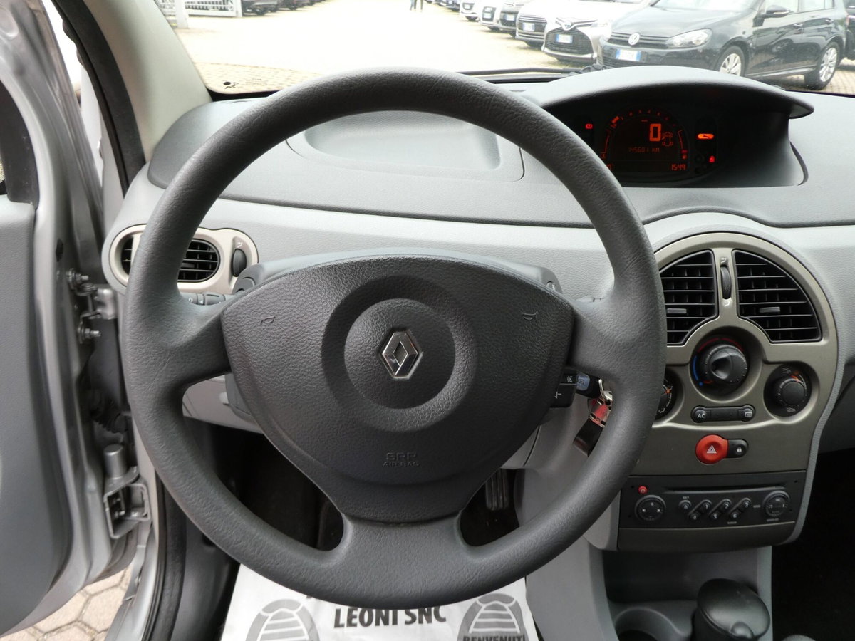 Renault Modus 1.2 16V GPL Dynamique (13)