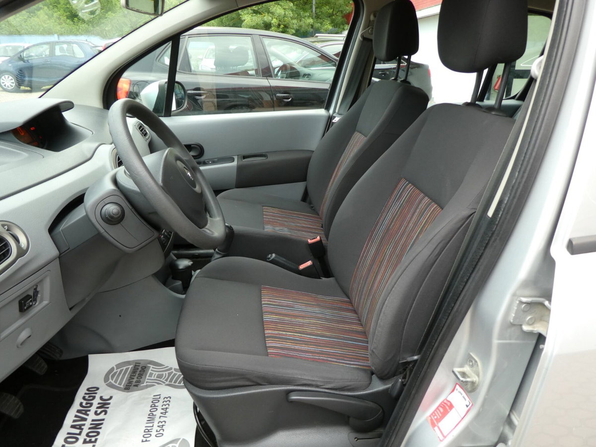 Renault Modus 1.2 16V GPL Dynamique (15)