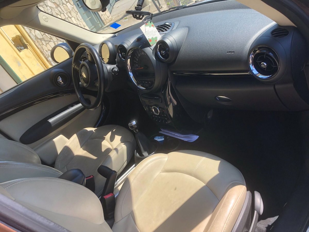 MINI Mini Countryman 1.6 Cooper D Countryman (6)